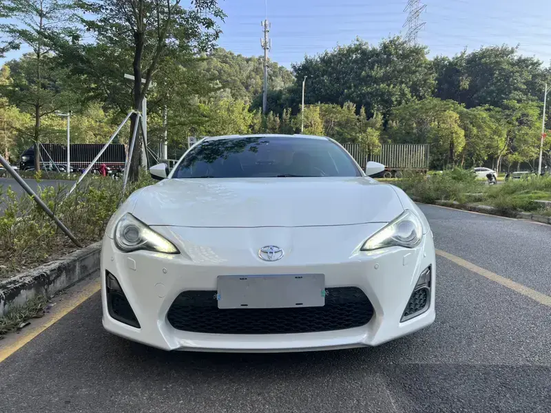 2013 Toyota 86 с пробегом 81 000 км