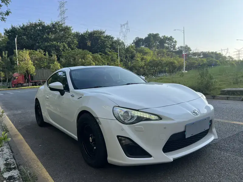 2013 Toyota 86 с пробегом 81 000 км