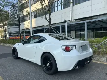 2013 Toyota 86 с пробегом 81 000 км