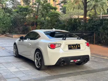 2013 Toyota 86 с пробегом 120 000 км