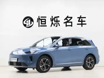 Stelato SUV