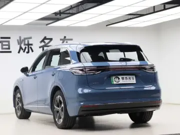 2025 Stelato SUV с пробегом 11 900 км