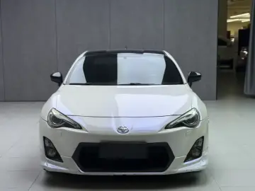2013 Toyota 86 с пробегом 100 000 км