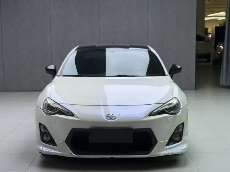 2013 Toyota 86 с пробегом 100 000 км