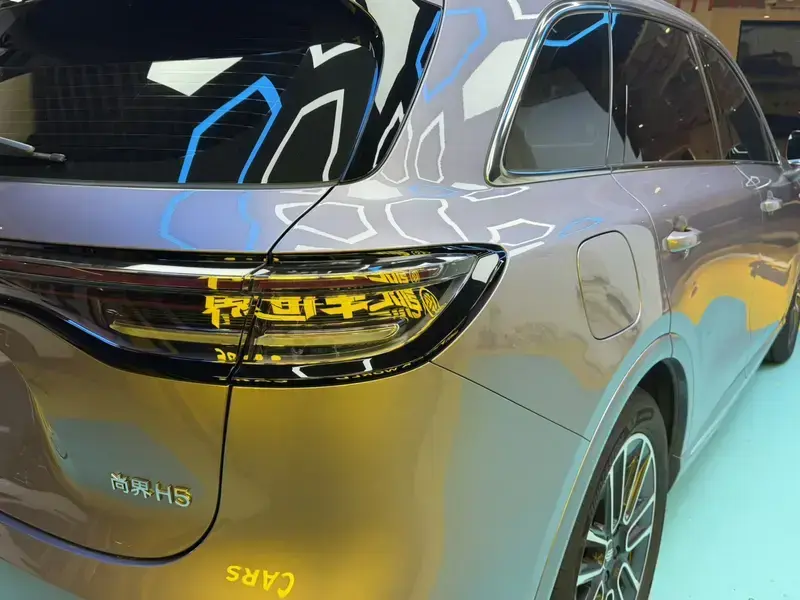 2026 Stelato SUV с пробегом 4 000 км
