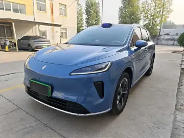Stelato SUV