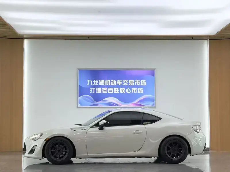 2014 Toyota 86 с пробегом 78 000 км