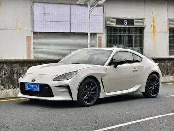 2023 Toyota 86 с пробегом 15 000 км