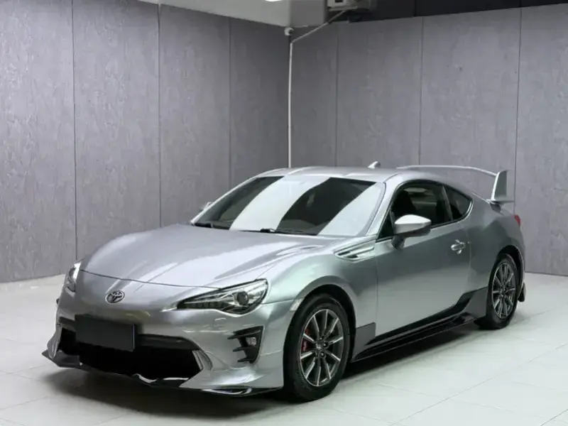 2017 Toyota 86 с пробегом 80 000 км