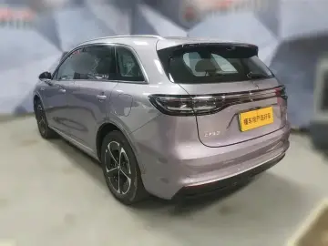2025 Stelato SUV с пробегом 9 500 км