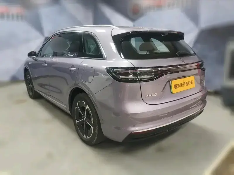 2025 Stelato SUV с пробегом 9 500 км
