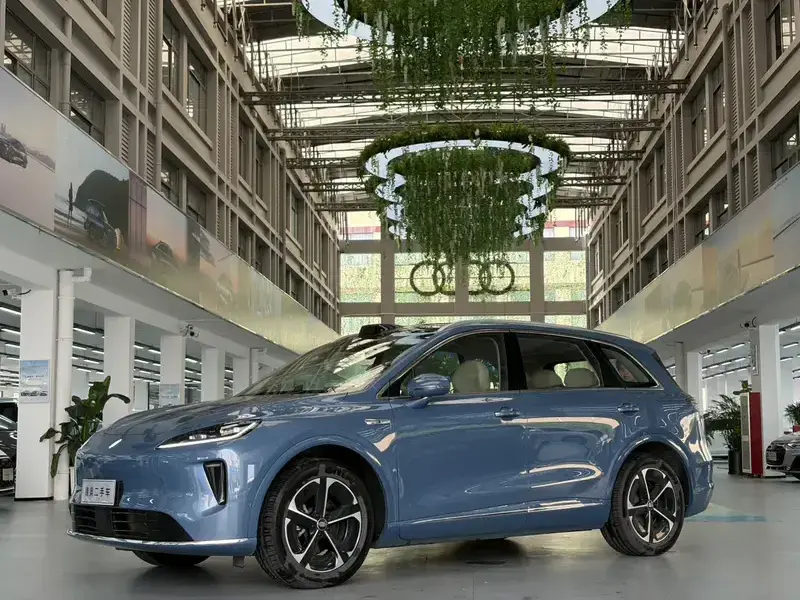 2025 Stelato SUV с пробегом 18 400 км