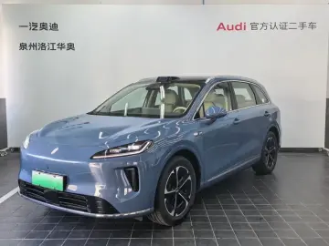 Stelato SUV