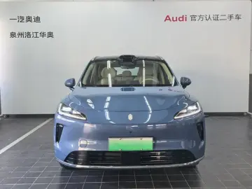2025 Stelato SUV с пробегом 8 700 км