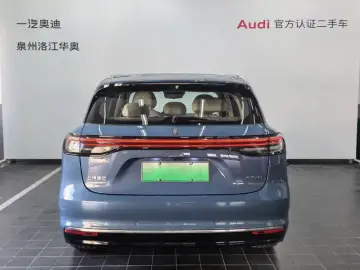 2025 Stelato SUV с пробегом 8 700 км