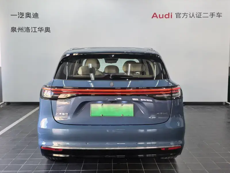 2025 Stelato SUV с пробегом 8 700 км