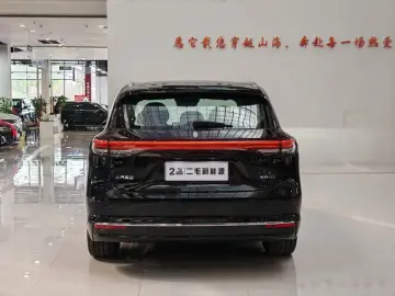2025 Stelato SUV с пробегом 5 000 км