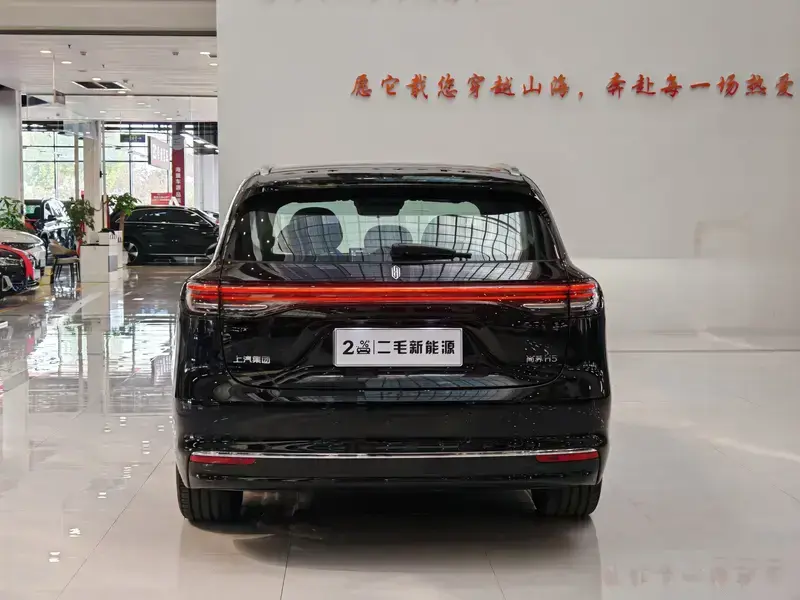 2025 Stelato SUV с пробегом 5 000 км