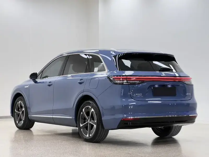 2025 Stelato SUV с пробегом 16 300 км