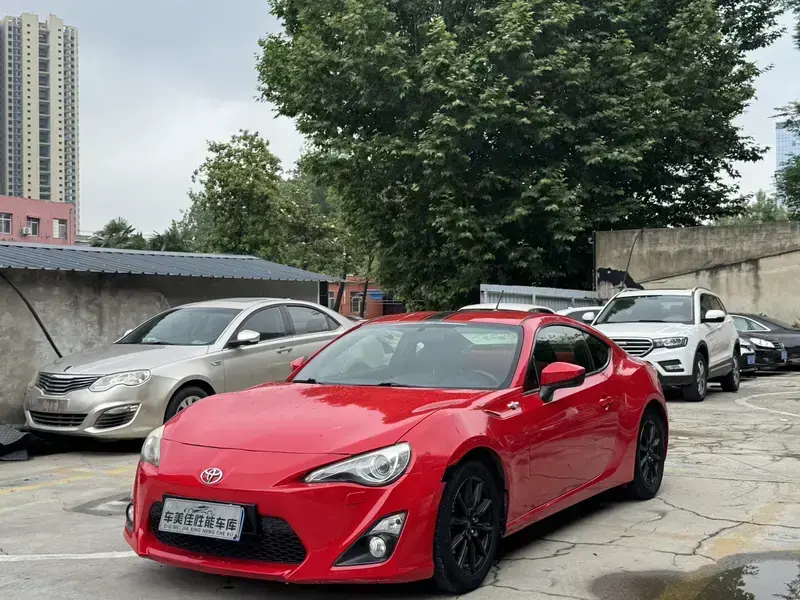 2013 Toyota 86 с пробегом 97 000 км