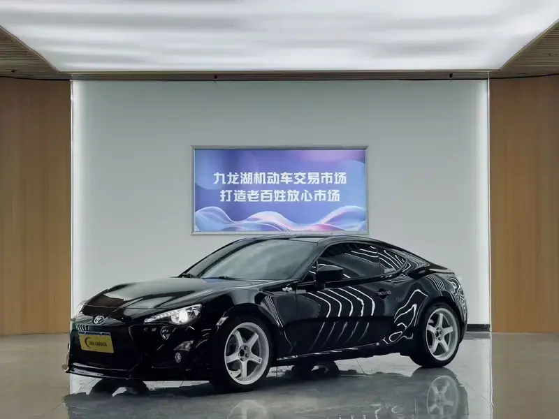 2013 Toyota 86 с пробегом 50 000 км