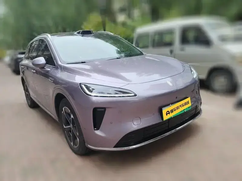 2025 Stelato SUV с пробегом 13 400 км