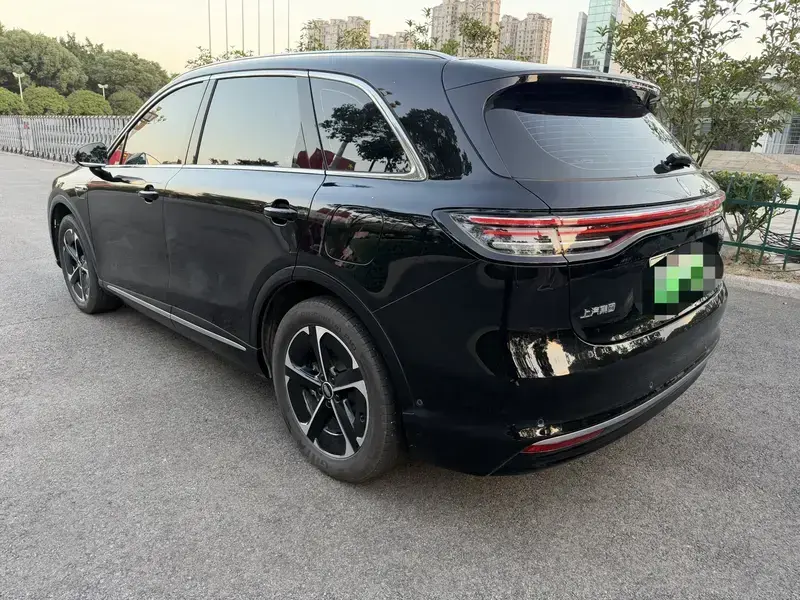 2026 Stelato SUV с пробегом 10 000 км