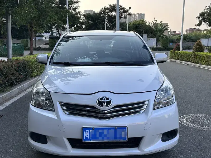 2011 Toyota E'Z с пробегом 100 000 км