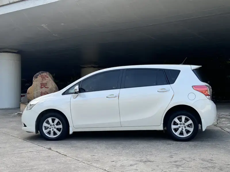2011 Toyota E'Z с пробегом 101 000 км
