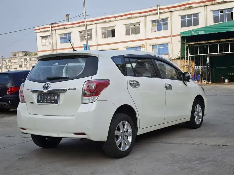 2014 Toyota E'Z с пробегом 98 000 км