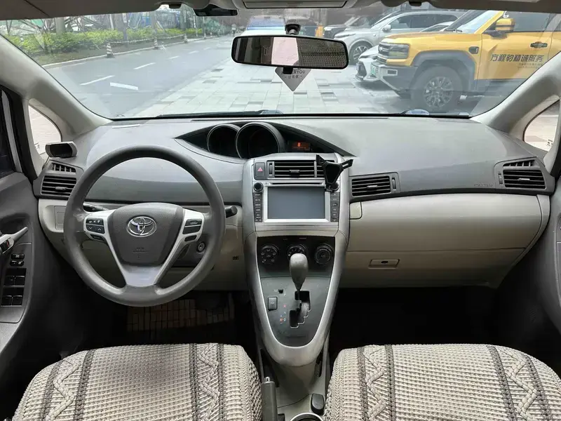 2014 Toyota E'Z с пробегом 129 000 км