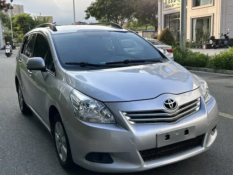 2011 Toyota E'Z с пробегом 140 000 км