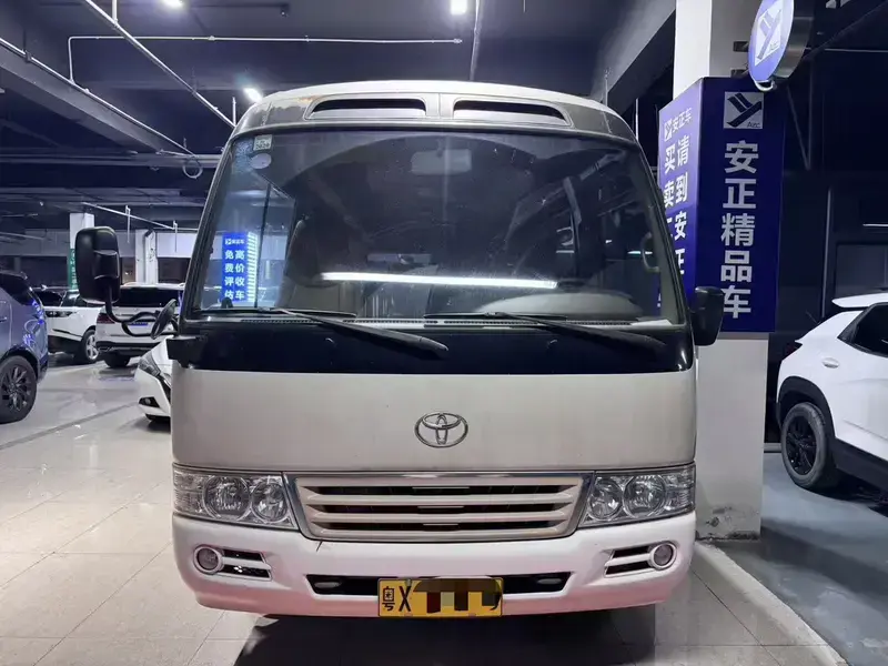 2007 Toyota Coaster с пробегом 104 000 км