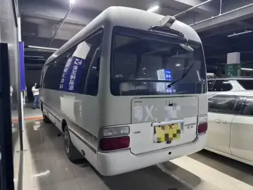 2007 Toyota Coaster с пробегом 104 000 км