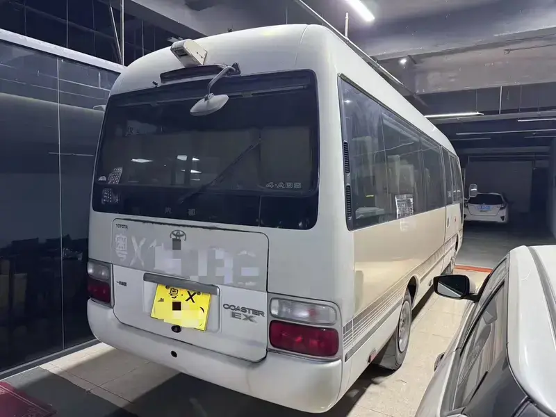 2007 Toyota Coaster с пробегом 104 000 км