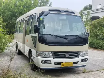 2015 Toyota Coaster с пробегом 145 000 км