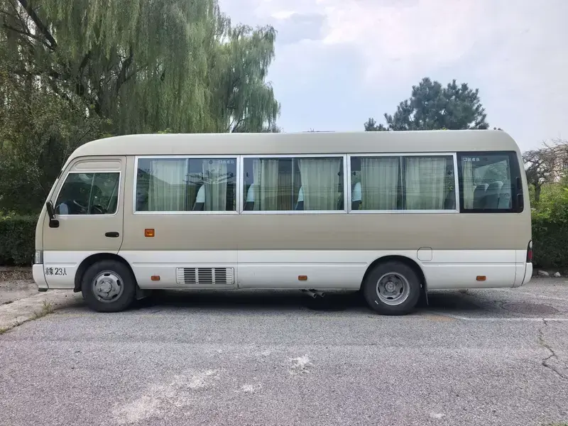 2015 Toyota Coaster с пробегом 145 000 км