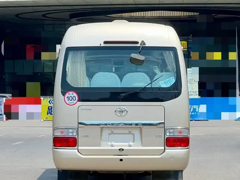 2018 Toyota Coaster с пробегом 31 000 км