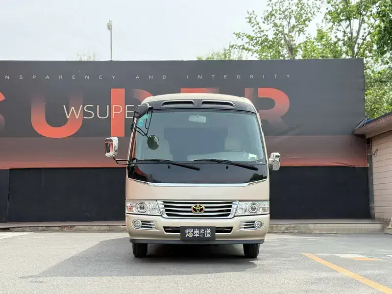 2020 Toyota Coaster с пробегом 36 000 км