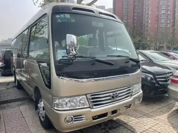 2013 Toyota Coaster с пробегом 90 500 км