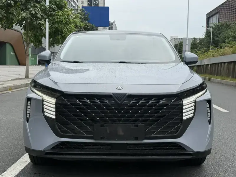 2023 Nissan Big V с пробегом 29 000 км