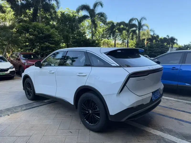 2023 Nissan Big V с пробегом 3 000 км