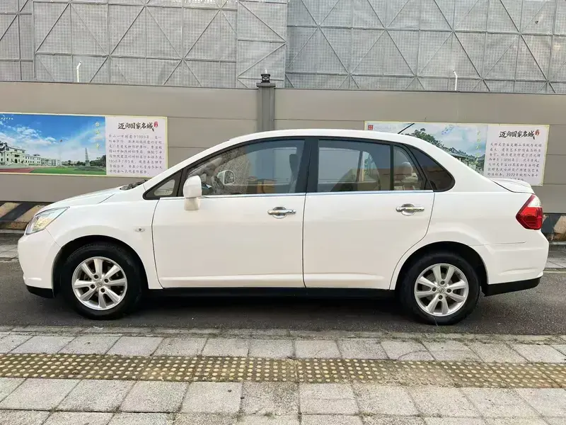 2013 Nissan D50 с пробегом 130 000 км