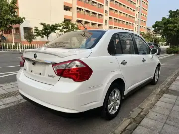 2013 Nissan D50 с пробегом 130 000 км