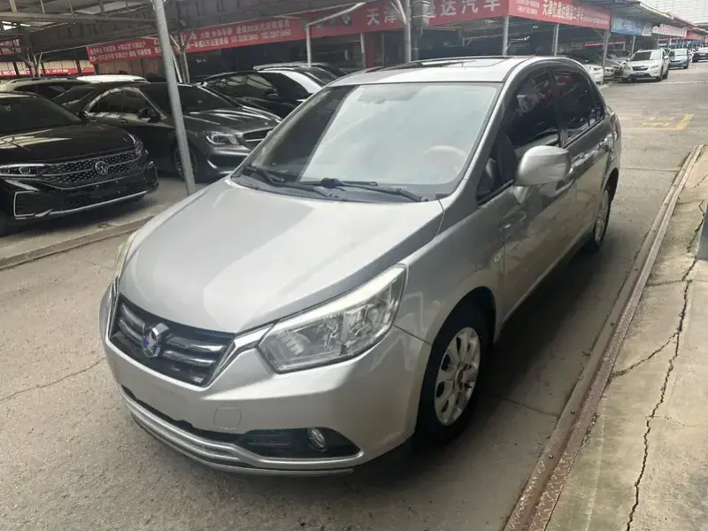 2015 Nissan D50 с пробегом 120 000 км