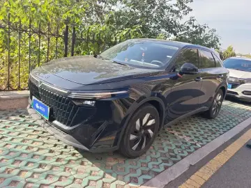 2023 Nissan DaV DD-i с пробегом 30 000 км