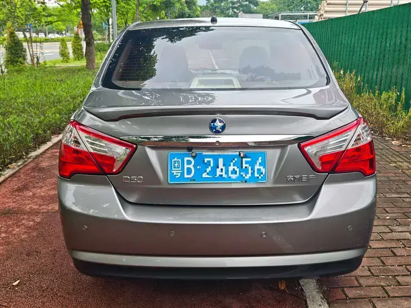 2013 Nissan D50 с пробегом 120 000 км