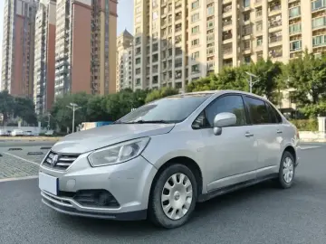 Nissan D50