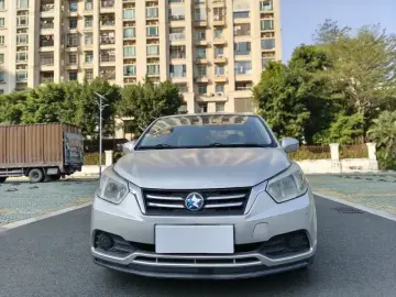 2015 Nissan D50 с пробегом 98 000 км