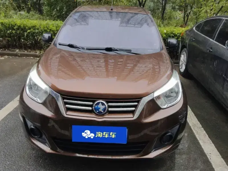 2014 Nissan R30 с пробегом 83 000 км
